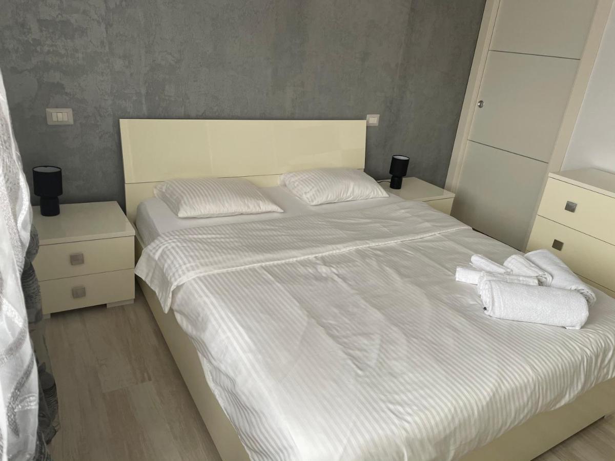 טורדה Denis Apartament מראה חיצוני תמונה