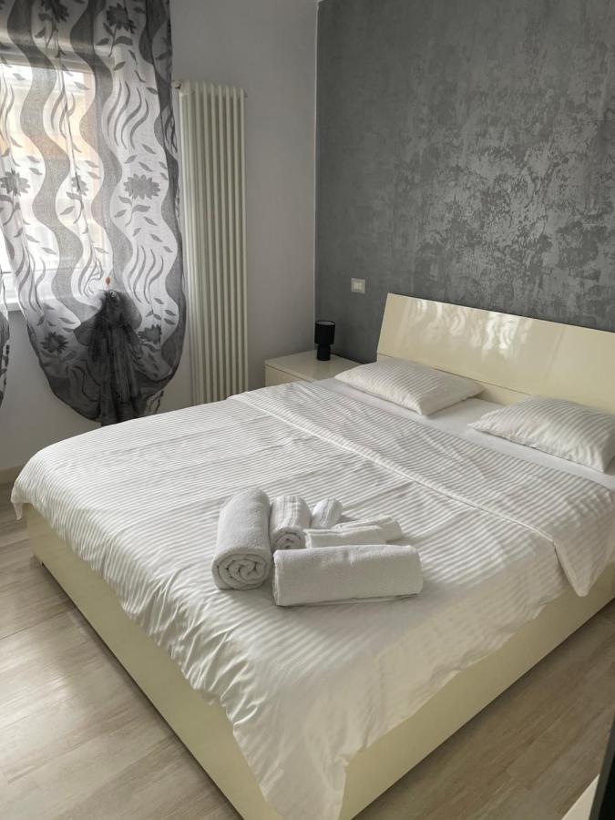 טורדה Denis Apartament מראה חיצוני תמונה