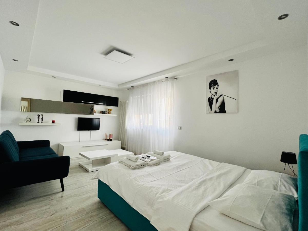 טורדה Denis Apartament מראה חיצוני תמונה